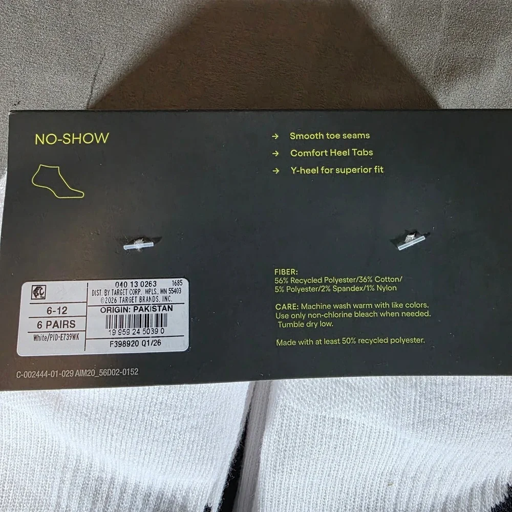 All in Motion Mens Performance No-Show Socks 6 Pack White Shoe Size 6-12 NEW